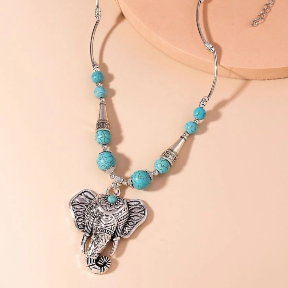 Boho WesternTribal Navajo Turquoise Beaded Elephant Head Charm Pendant Choker - Picture 5 of 12